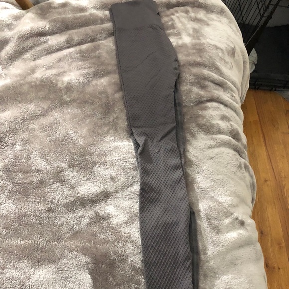 Balance Athletica Energy Graphite Pant - Picture 2 of 4